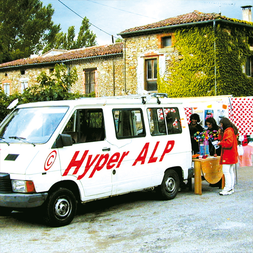 art contemporain collectif d'artistes collective people alp le collectif enseigne enseigne mobile alp le collectif vente produits dérivés œuvre mobile mobilité alaplage espace public public art Toulouse collection publique les abattoirs frac Occitanie Toulouse