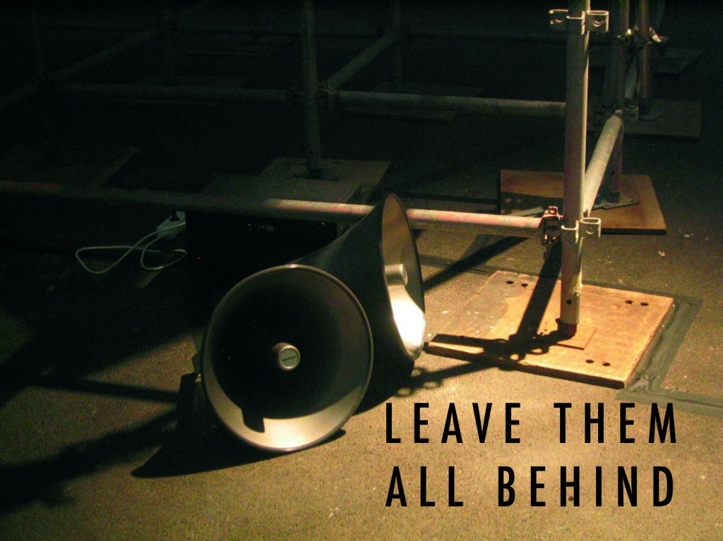 Manuel Pomar art contemporain pictures Picture photographie photography espace scénique display contemporary art Toulouse dérive amertume dessin histoire pop référence nature culture techniques mixtes image picture édition artist multiple postcard carte postale affiche slogan communication diffusion public art espace public