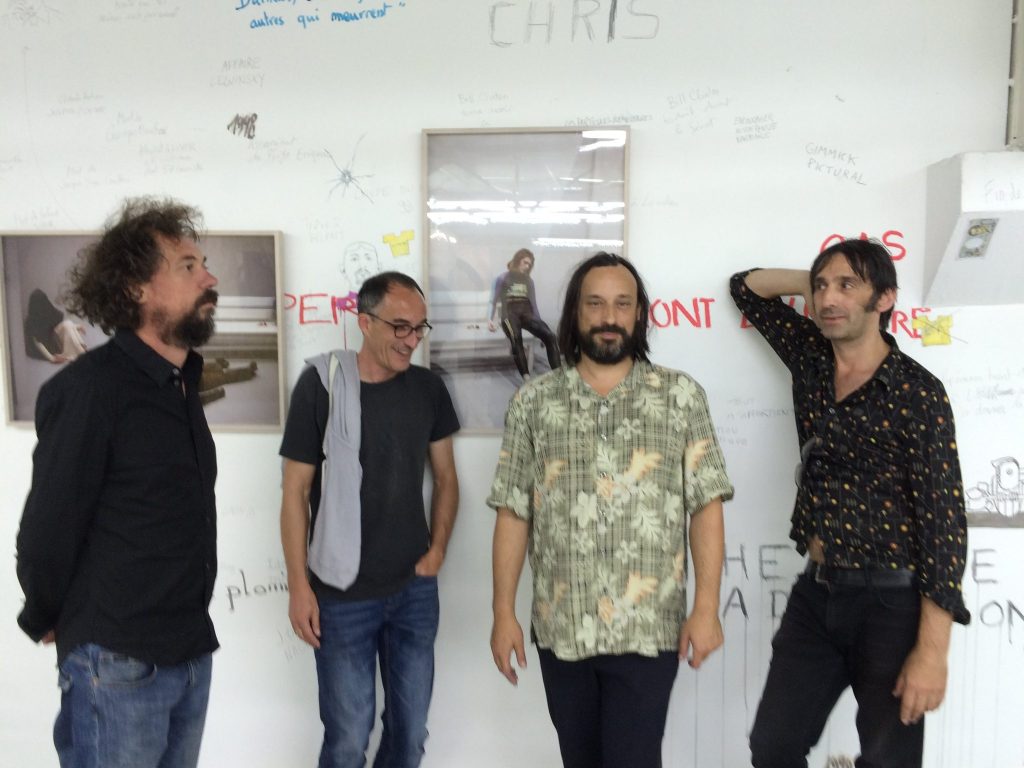 art contemporain Occitanie Toulouse contemporary art curator commissariat d’exposition commissaire Stéphane Arcas théâtre écriture film dramaturgie années 90 nineties Printemps de Septembre Manuel Pomar twin Towers mur de Berlin Marseille Bruxelles décor envers du décor Life comédiens Nicolas Gout Jean Pommiès 330 330+1 grunge bleu bleu