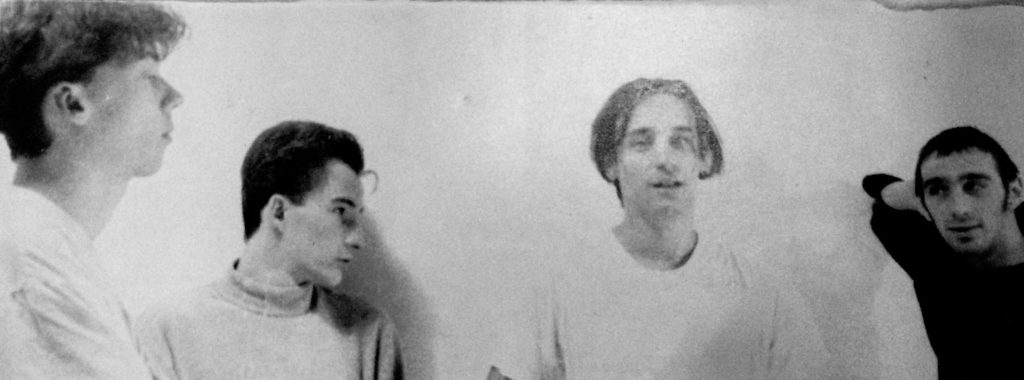 art contemporain Occitanie Toulouse contemporary art curator commissariat d’exposition commissaire Stéphane Arcas théâtre écriture film dramaturgie années 90 nineties Printemps de Septembre Manuel Pomar twin Towers mur de Berlin Marseille Bruxelles décor envers du décor Life comédiens Nicolas Gout Jean Pommiès 330 330+1 1993 grunge bleu bleu